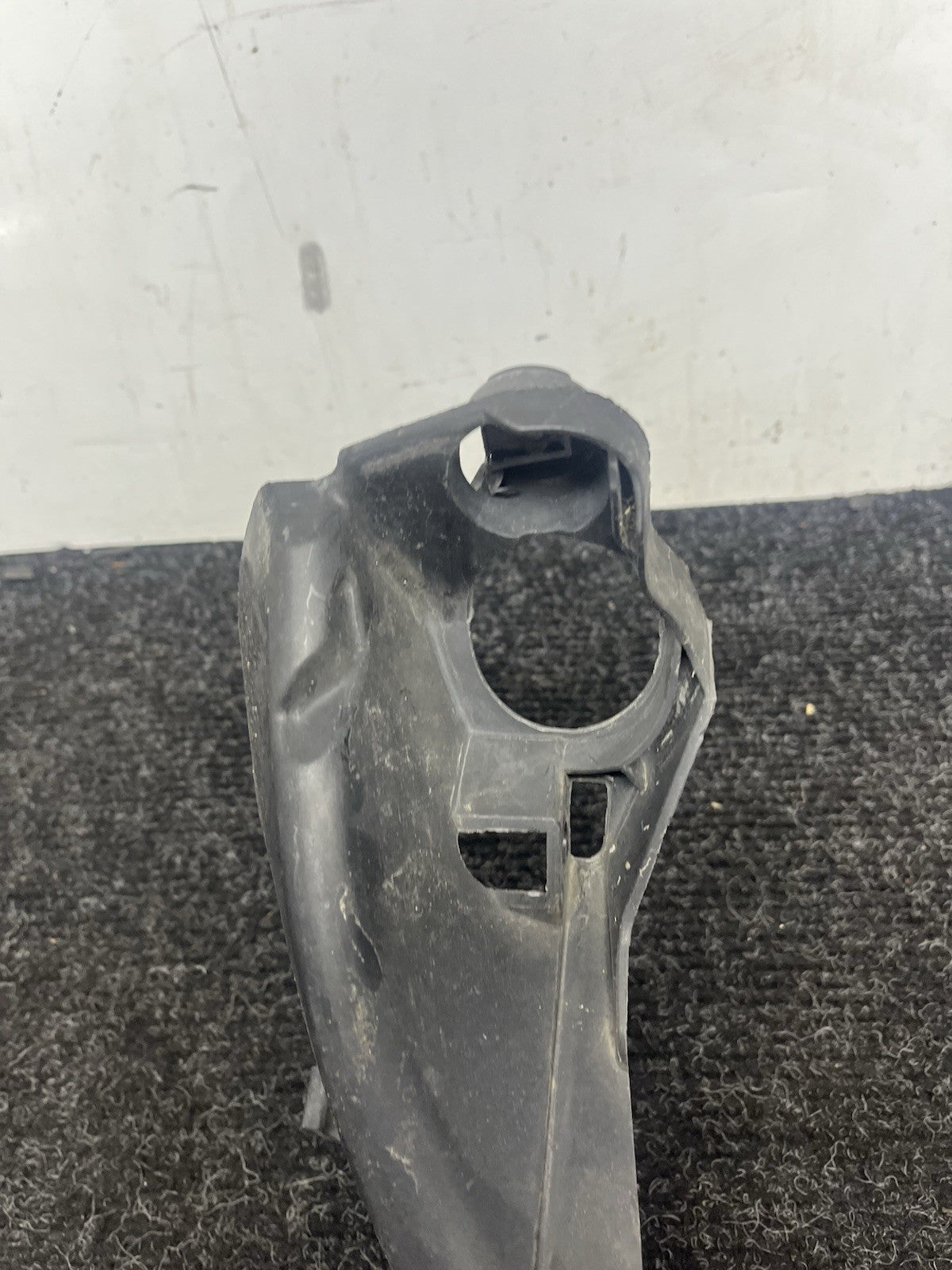 ☑️08-13 BMW E90 E92 E93 M3 OEM Passenger RightHeadlight Bracket Carrier Mount RH