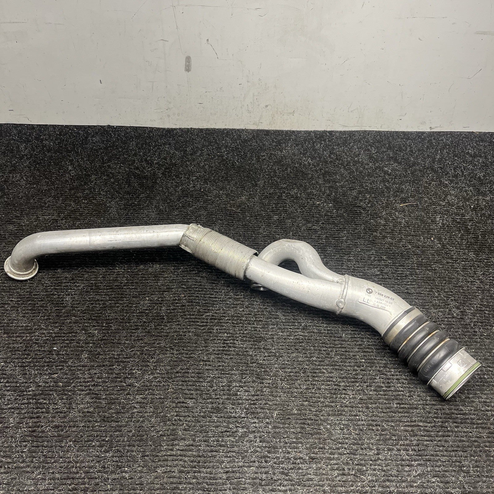 ☑️08-16 BMW 135i Z4 E82 N54 Turbocharger Outlet Charge Air BoostPipe 7568239 Oem