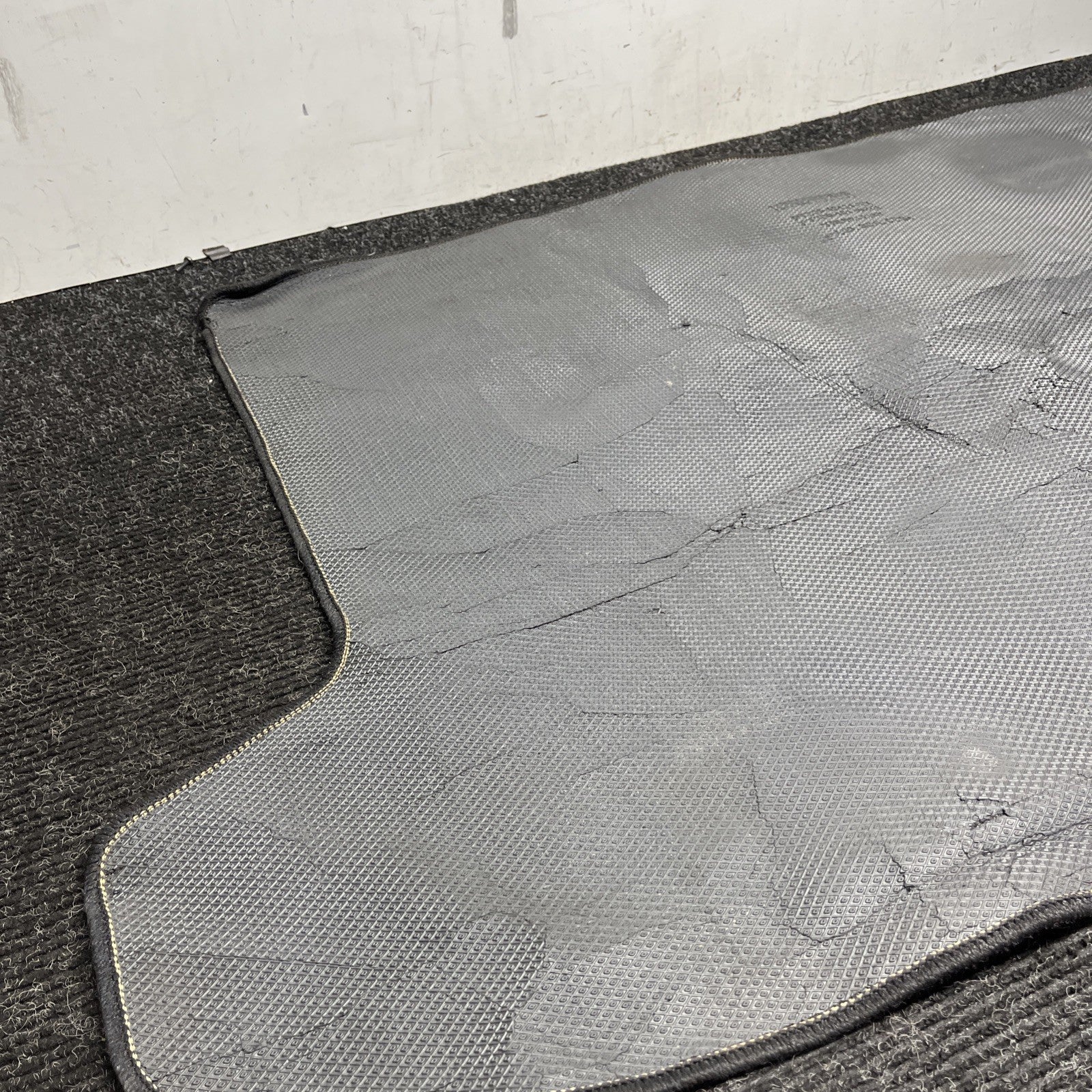 ☑️ 2013-2016 Scion FRS 10 Series Rear Trunk Carpet Floor Mat Tire Cover OEM