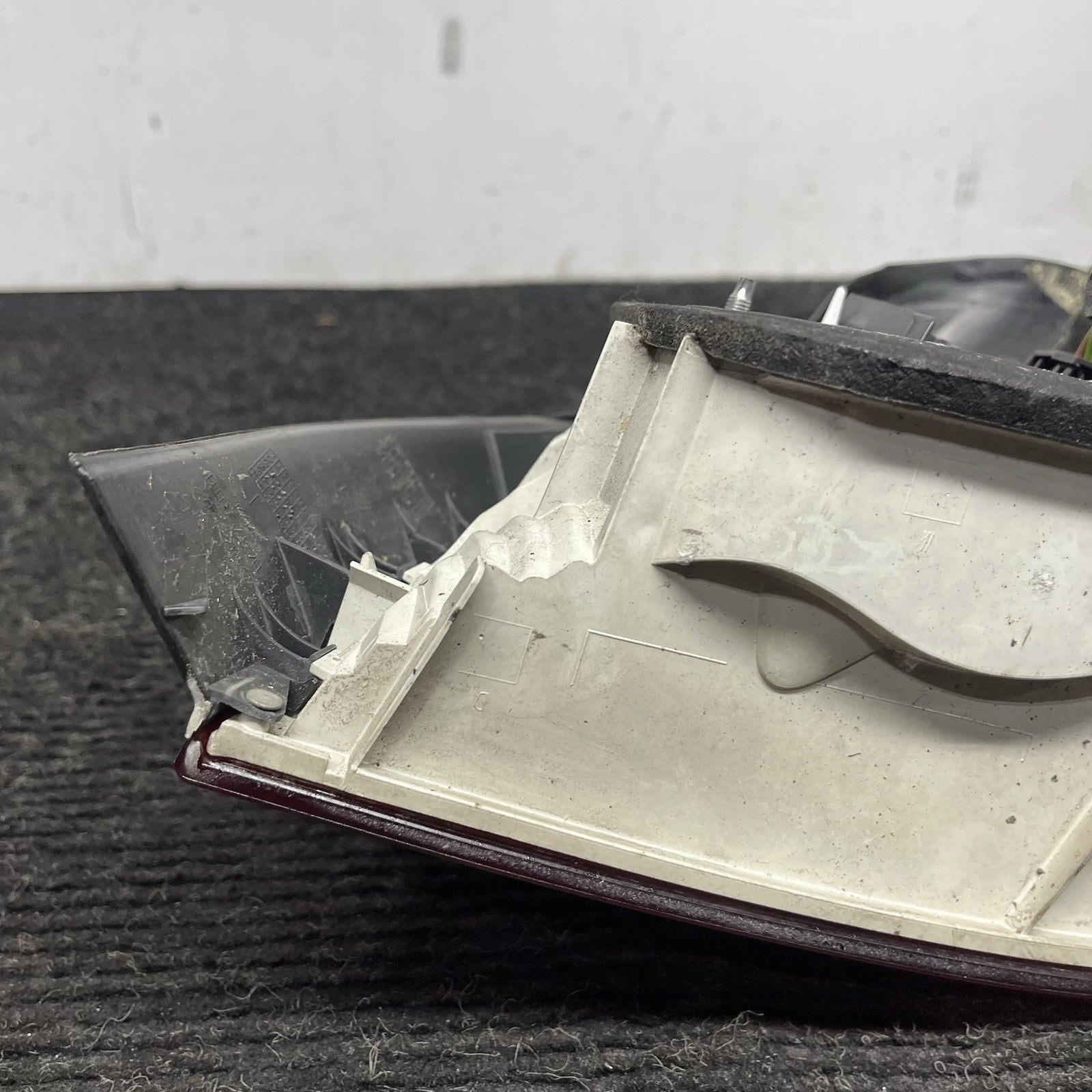 ☑️ 2011-2013 BMW 1-Series E82 E88 135i LCI Left Driver Side LED Tail Light OEM