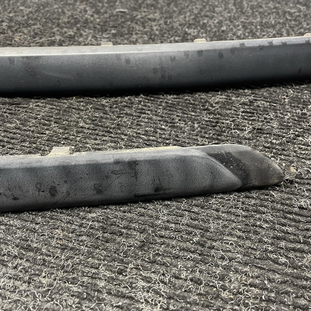 ☑️ 2002 BMW 325I E46 SEDAN REAR BUMPER TRIM MOLDING LEFT RIGHT CENTER 7030603