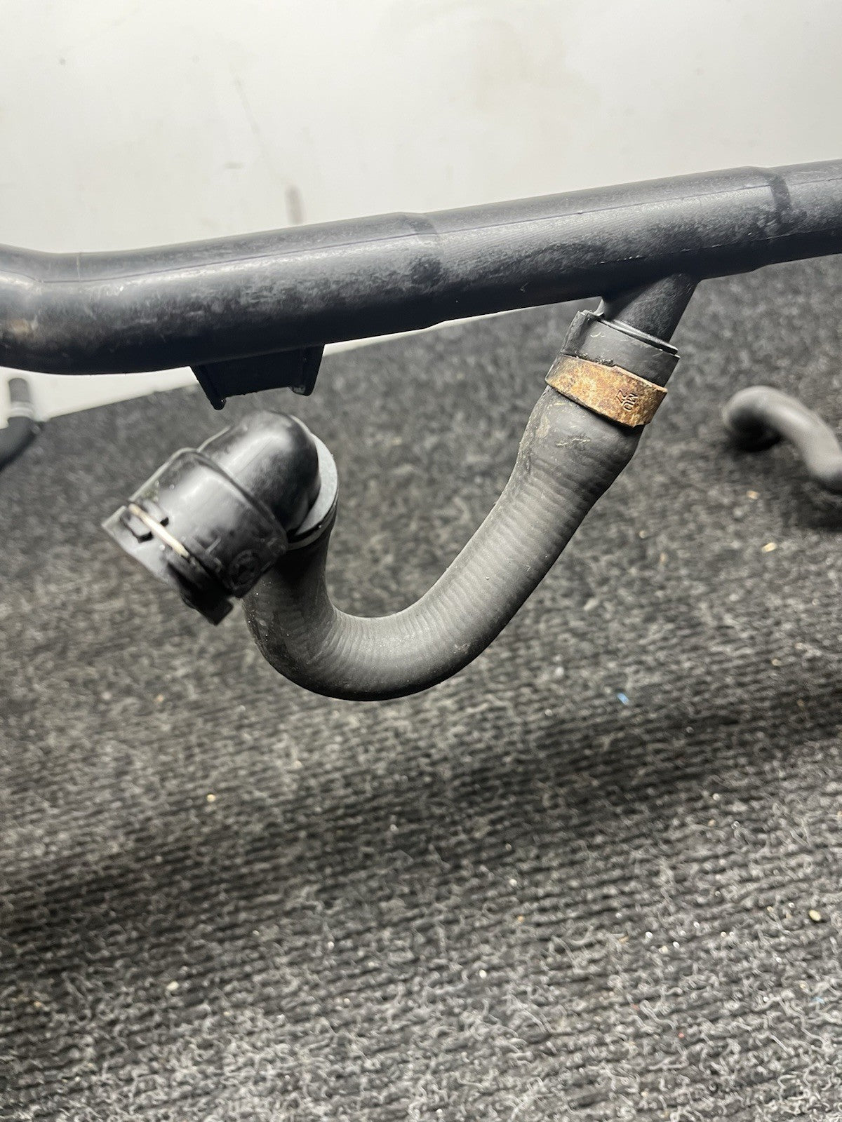 ☑️ 07-15 BMW E90 E92 E84 135i 335i X1 Lower Radiator Thermostat Coolant Hose OEM
