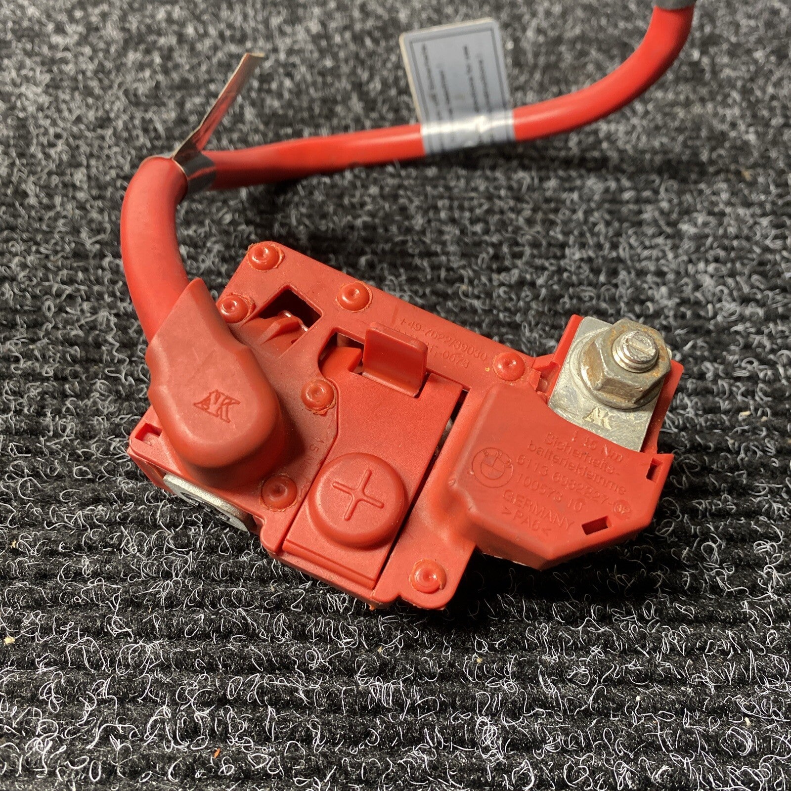 ☑️ 06-13 OEM BMW E82 E90 E92 M3 Battery Plus Pole Terminal Positive Red Cable