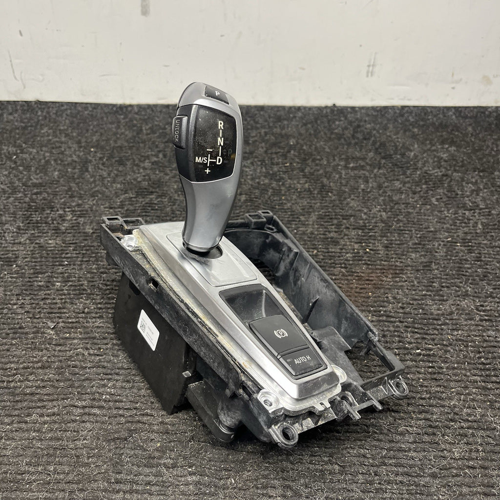 ☑️ 2007 - 2013 BMW X5 E70 Shift Shifter Selector Gear W/ Bezel  OEM AC5209 DG
