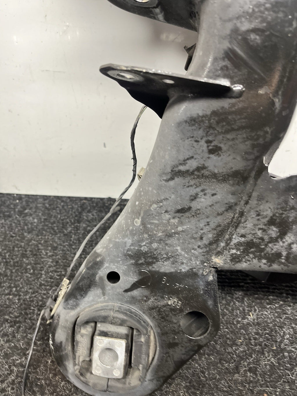 ☑️ 07-13 BMW E90 E92 E93 335I Rear Axle Subframe Crossmember Cradle Carrier OEM