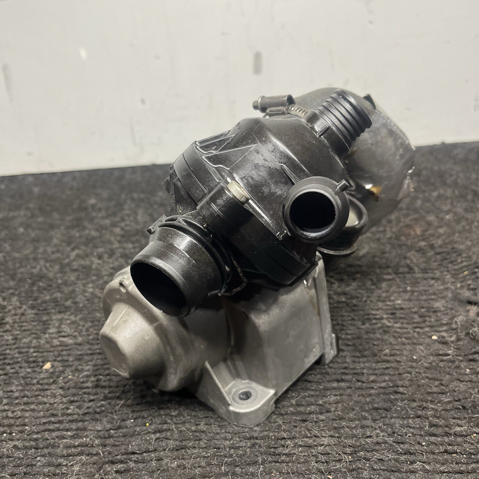 ☑️OEM BMW E82 E90 E92 F10 F13 N54 N55 Electric Water Pump W/ Thermostat 79K Mile
