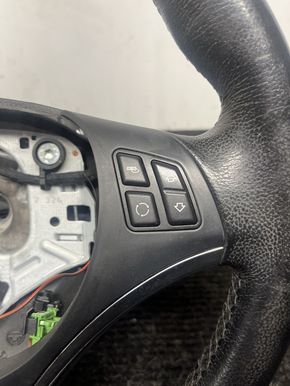 ☑️ 06-10 OEM BMW E92 E93 335 Sport Steering Wheel Black LEATHER Manual