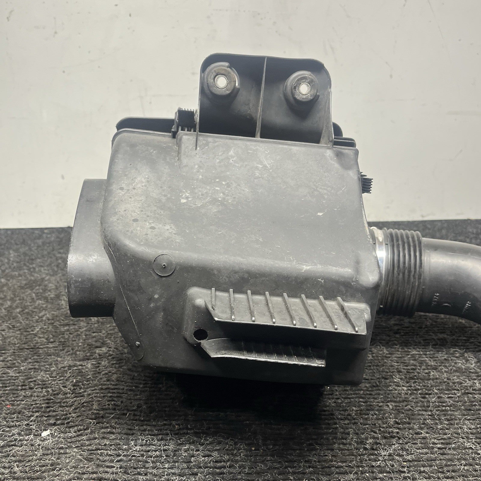 ☑️ 2003-2005 BMW Z4 E85 E86 Air Intake Cleaner Filter Box Assembly 7-513-956 OEM