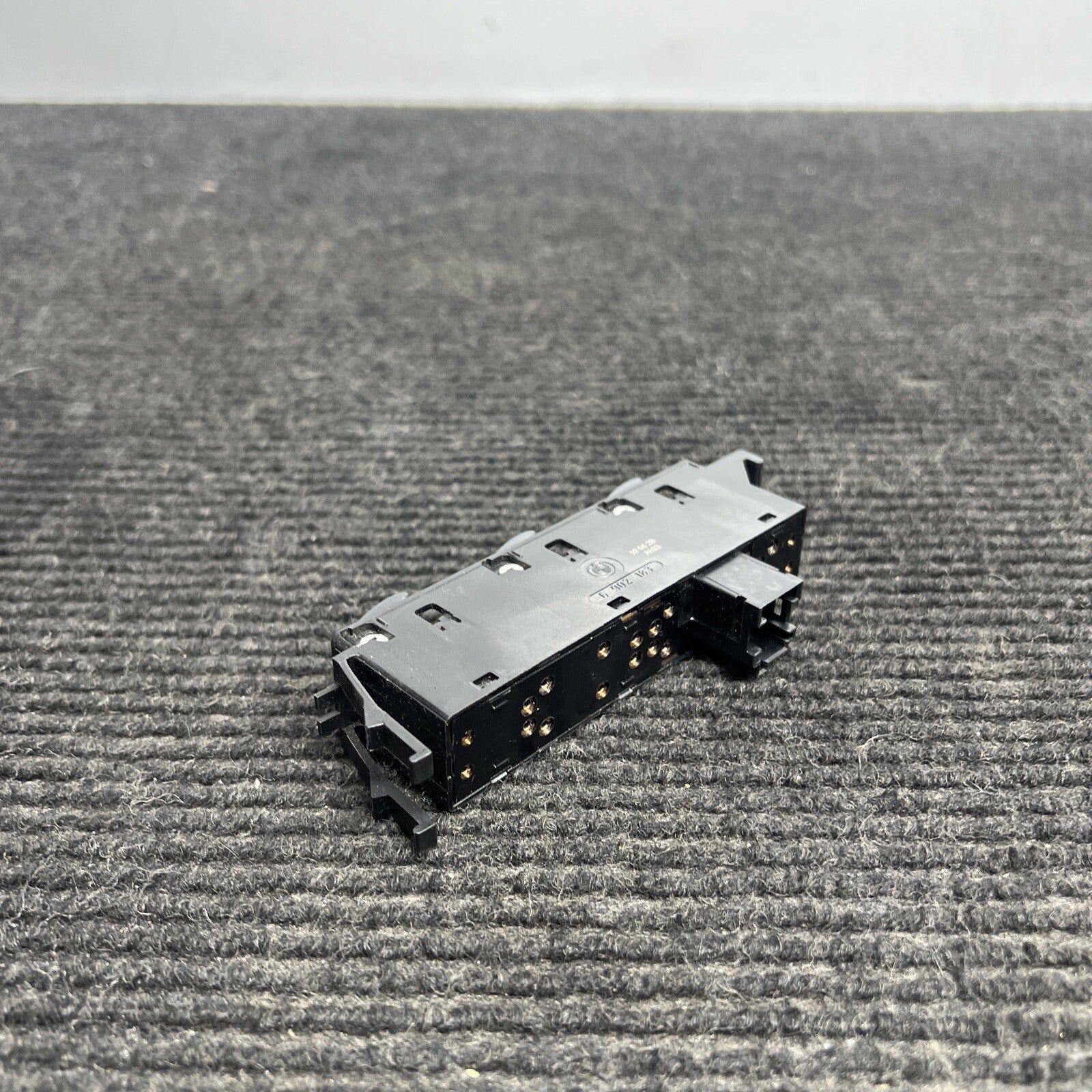 ☑️ 01-06 OEM BMW M3 Driver Electric Window Switch - CONVERTIBLE - Part #6902183