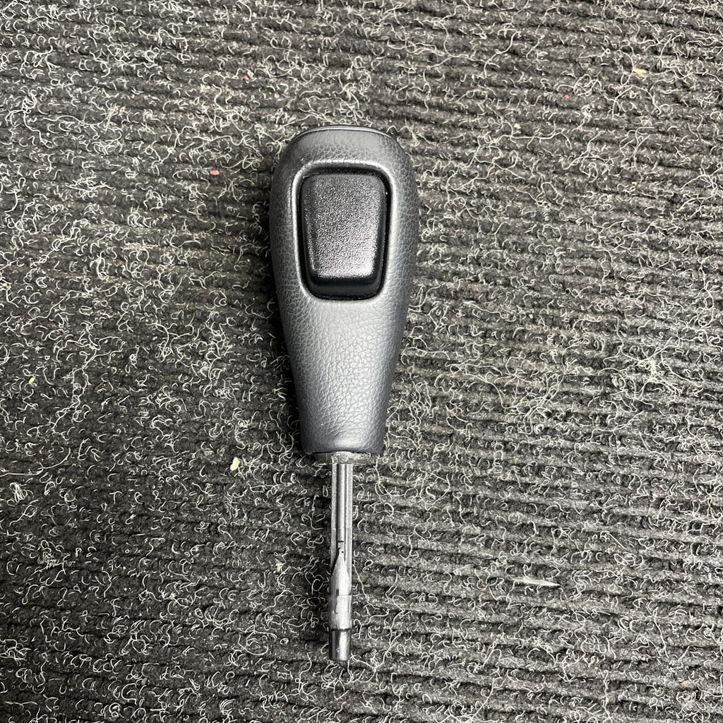 ☑️ 06-13 BMW E90 E92 GEAR SHIFTER TRIM BEZEL AUTO W/CLEAN SHIFT KNOB OEM