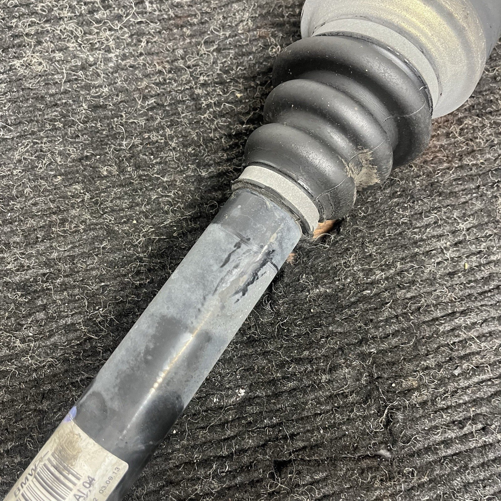 ☑️ BMW 328i 335i 428i 435i Left Rear Axle Shaft CV Joint 33207597677 OEM