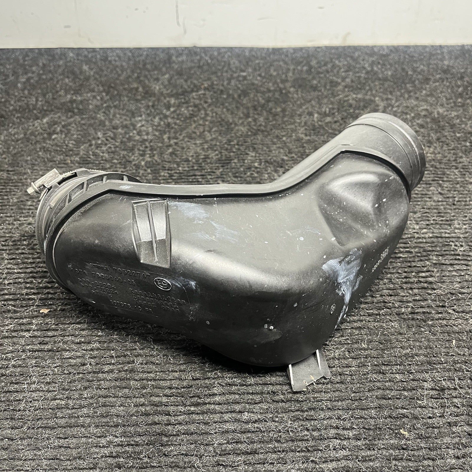 ☑️OEM BMW F22 F23 F30 F32 F33 F36 Engine N20 Air Intake Boot Duct Hose Pipe Tube