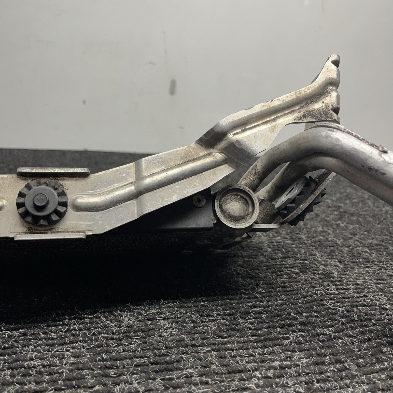 ☑️ 07-15 BMW OEM E90 E92 X1 S65 N54 N55 Right Engine Oil Cooler Radiator