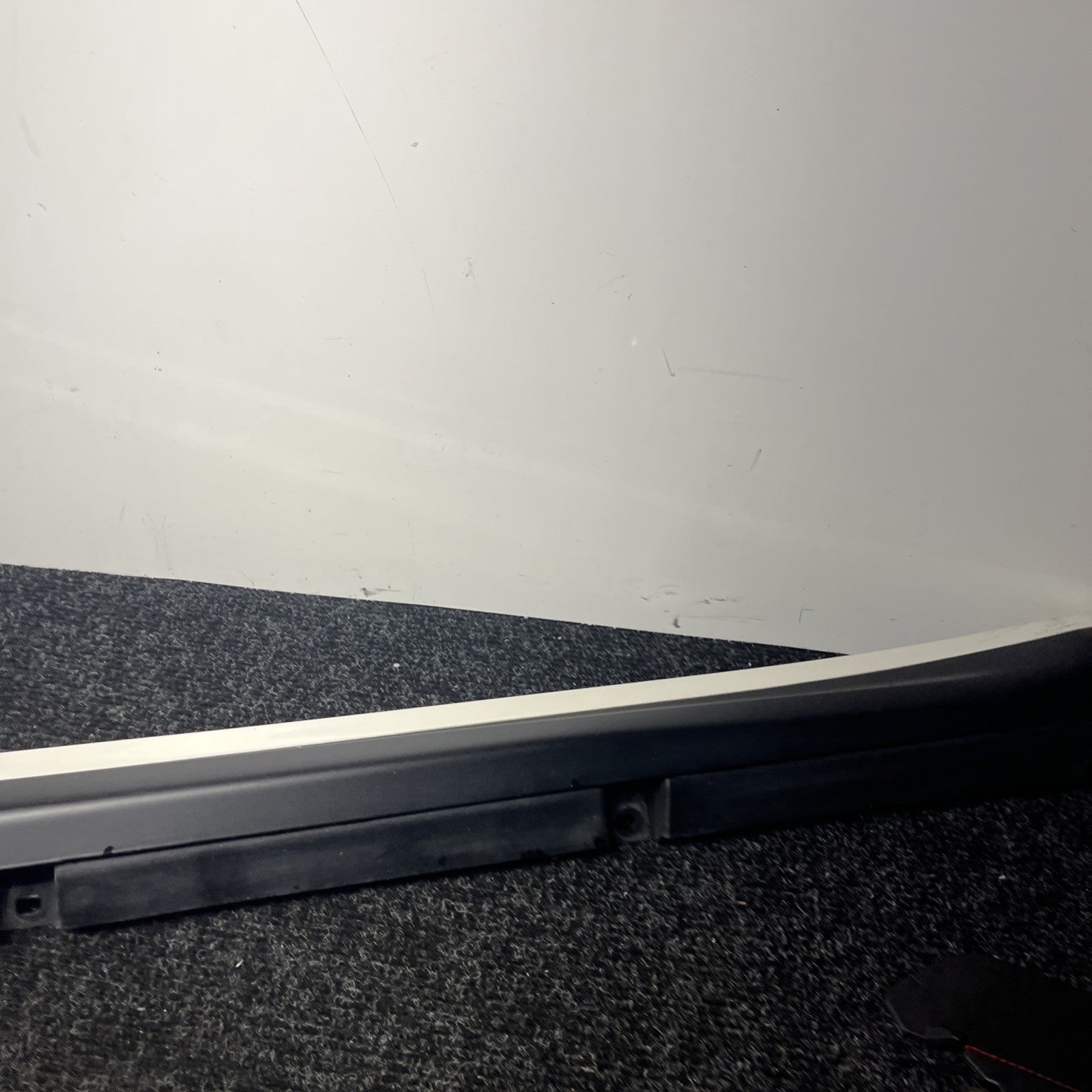 ☑️ 2014 - 2024 MASERATI GHIBLI RIGHT SIDE ROCKER MOLDING COVER PANEL OEM WHITE