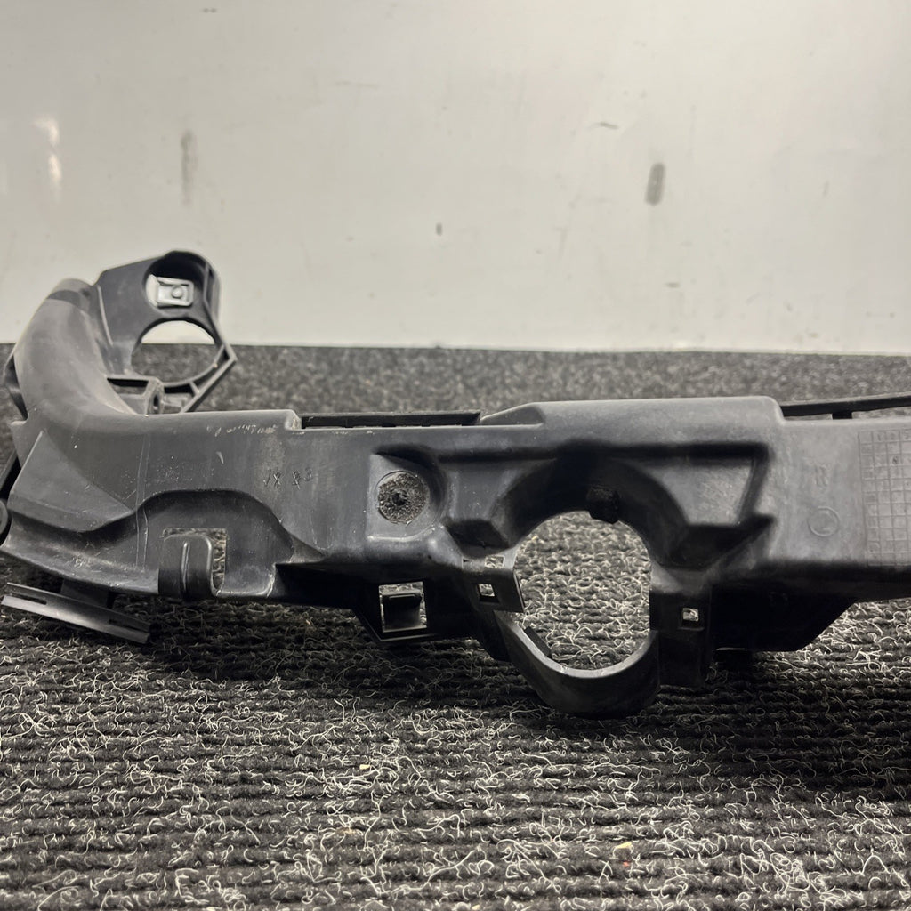 ☑️ 07-10 OEM BMW E92 E93 335 Right Passenger Headlight Bracket Carrier Mount