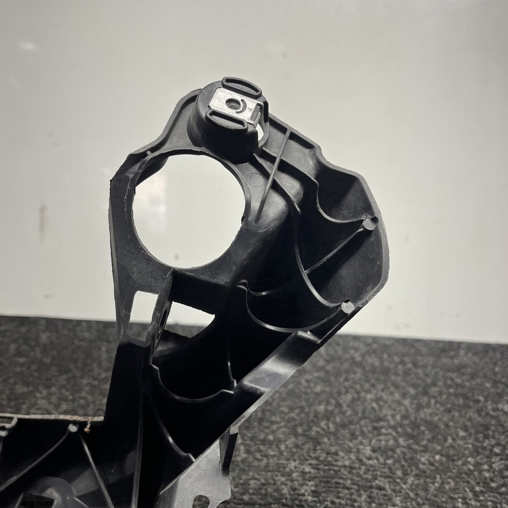 ☑️ 07-10 OEM BMW E92 E93 335 Right Passenger Headlight Bracket Carrier Mount