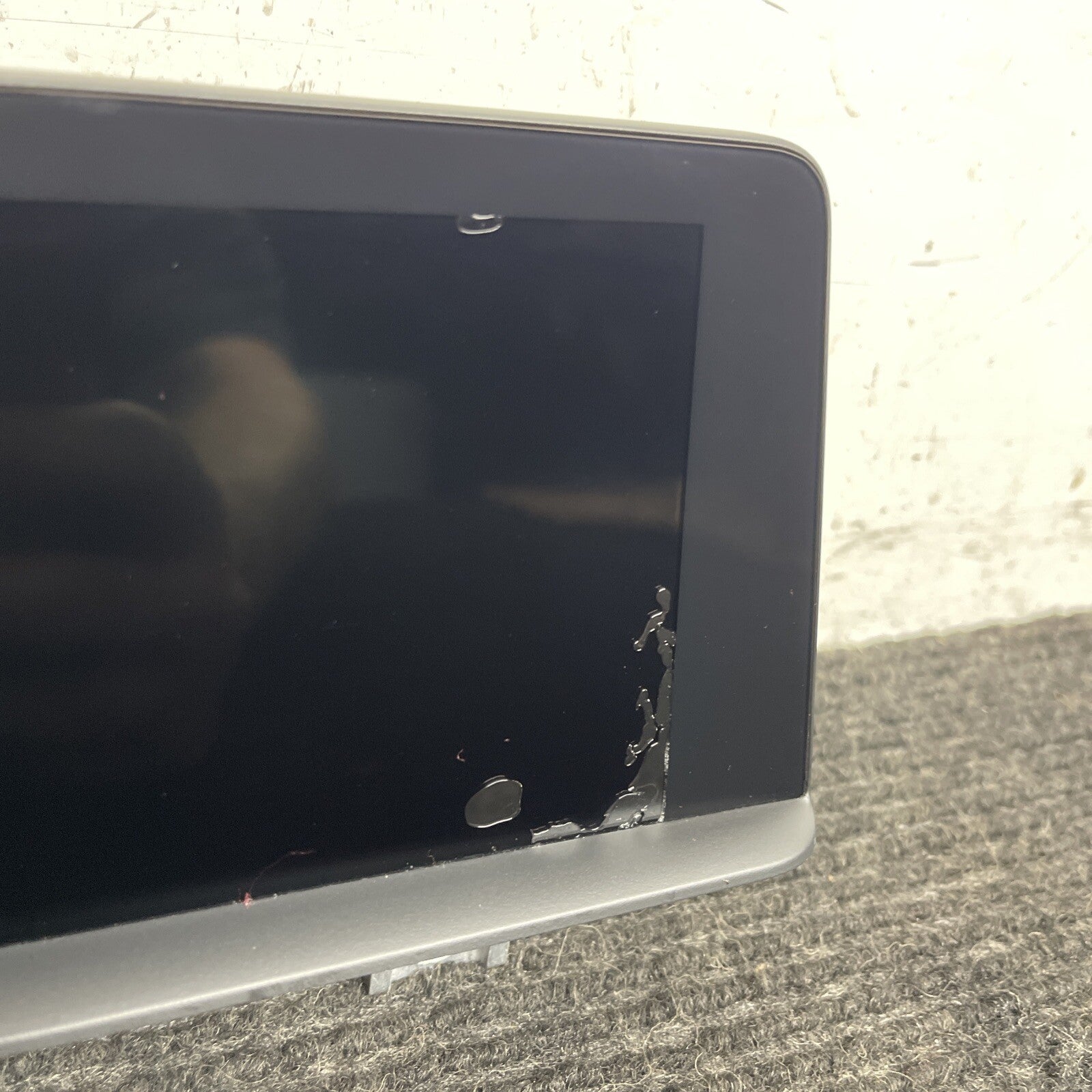 ☑️ BMW F20 F21 F22 F23 OEM RADIO SCREEN 9381039 NBT EVO 8.8” BLEMISH ON SCREEN