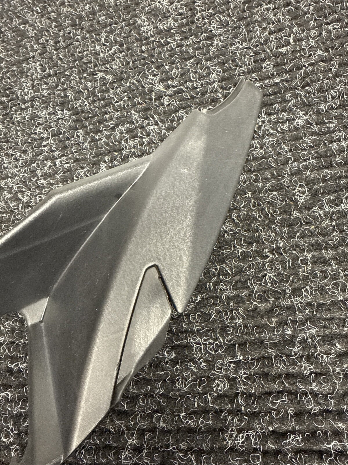 ☑️ 22-24 TOYOTA GR86 SUBARU BRZ WINDSHIELD LEFT COWL PANEL TRIM OEM 91423CC010