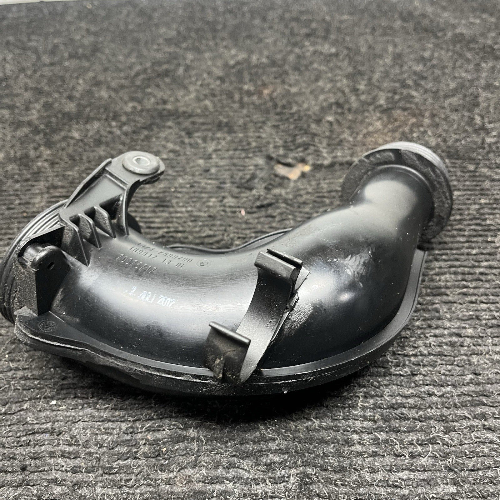 ☑️ 07-13 BMW E90 E92 335i Engine Air Intake Duct Hose Tube Pipe 13717599290 OEM
