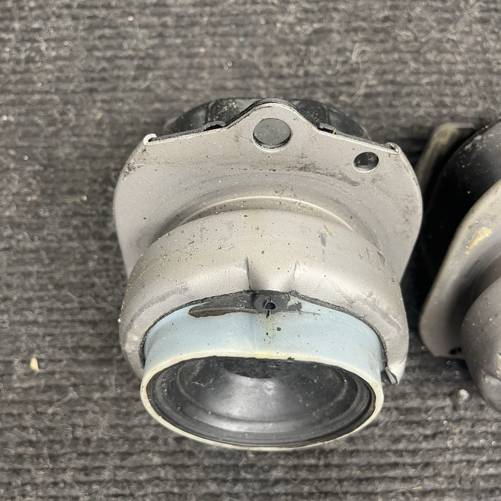☑️10-19 BMW E70 E71 X5 X6 XDRIVE35I Front Engine Motor Mount Bracket 6780260 OEM