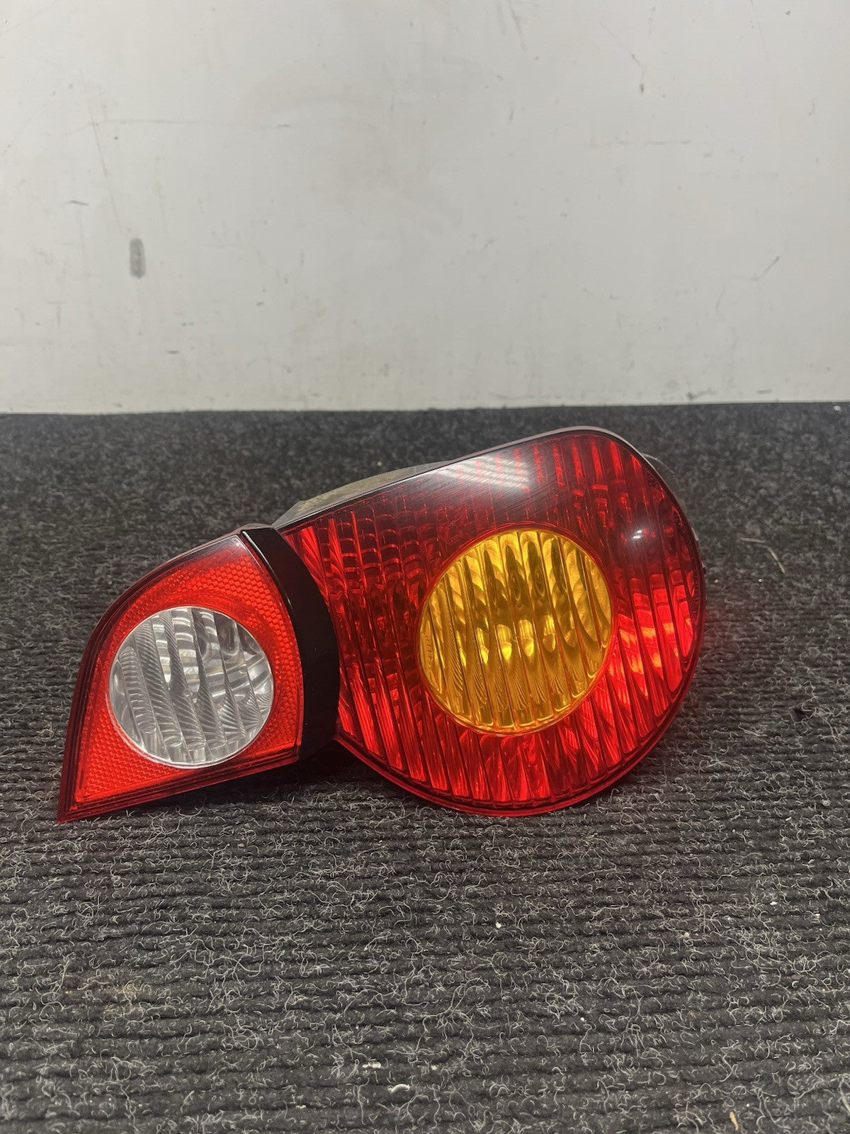 ☑️ 03-05 BMW E85 Z4 Roadster Rear Right RH Passenger Side Tail Light Lamp OEM