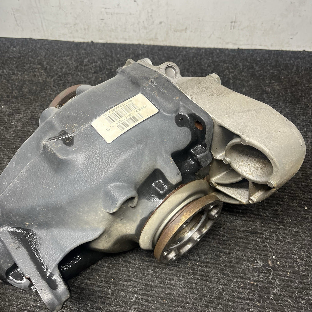 ☑️ 2007-2013 BMW 328i Rear Differential Carrier 3.73 Ratio 33107566179 OEM