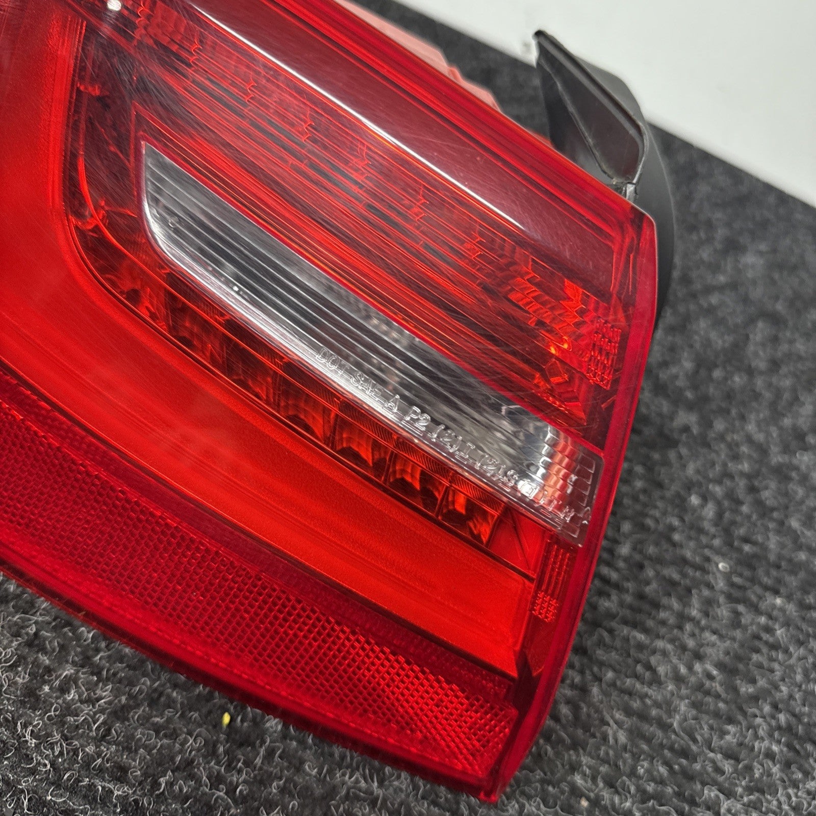 ☑️ 12-15 AUDI C7 A6 S6 SEDAN OUTER QUARTER TAIL LIGHT LAMP LEFT DRIVER LH OEM