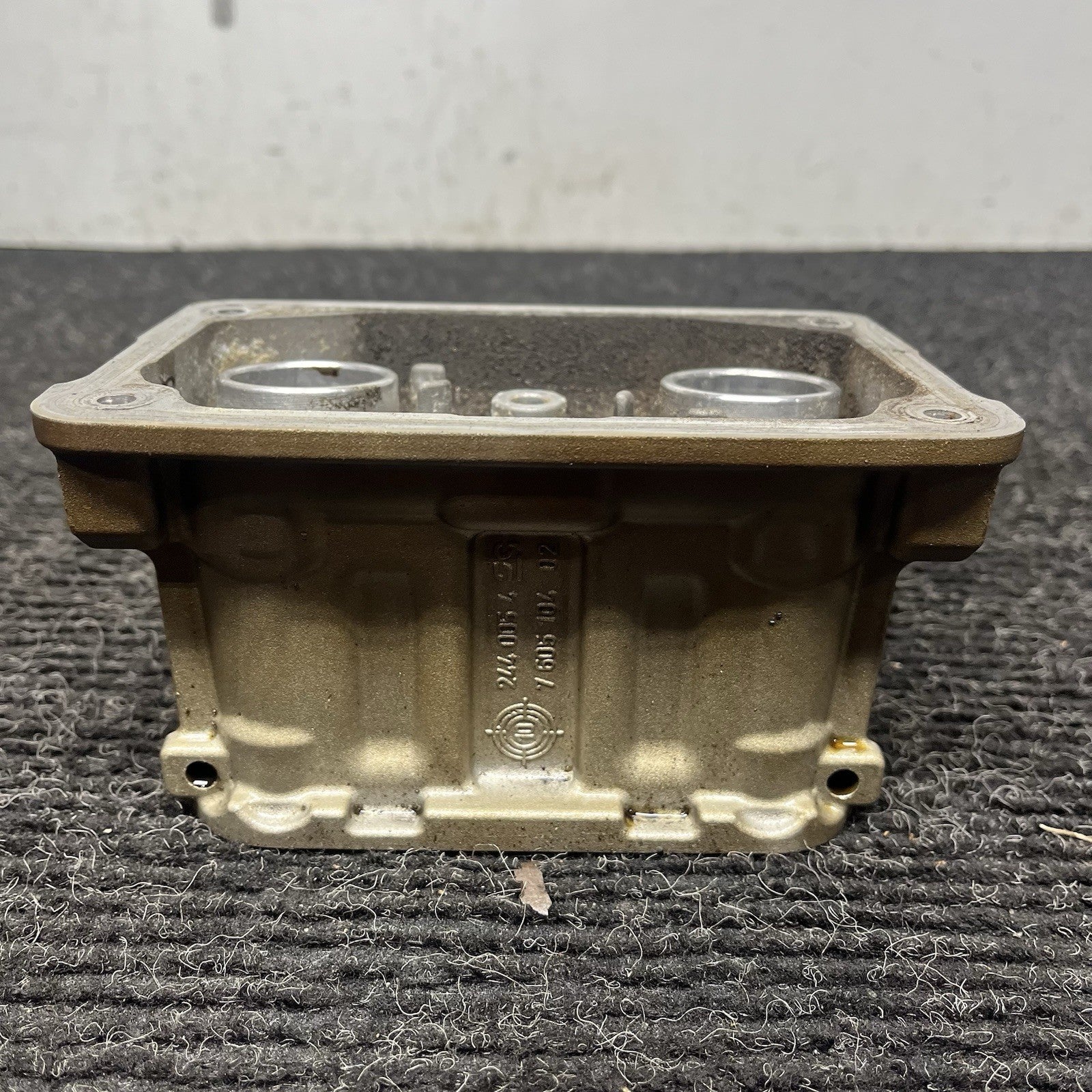 ☑️ OEM BMW E82 E92 F30 F32 F80 F82 Engine N55 S55 Spark Plug Housing Recess