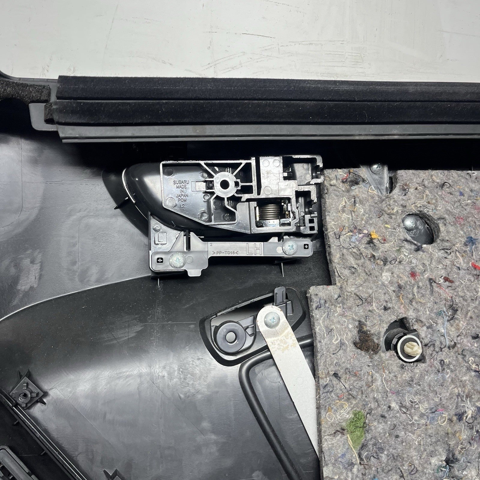 ☑️ 2013-2017 Subaru BRZ FRS Left Driver Side Interior 10 Series Door Panel OEM