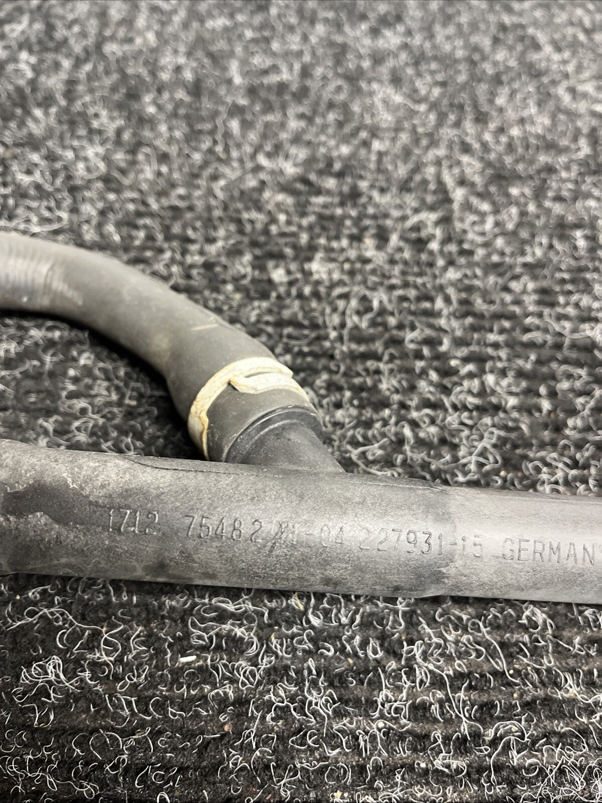 ☑️ OEM BMW E90 E92 E93 N54 RWD AT Thermostat Hose  Coolant Return Pipe Line