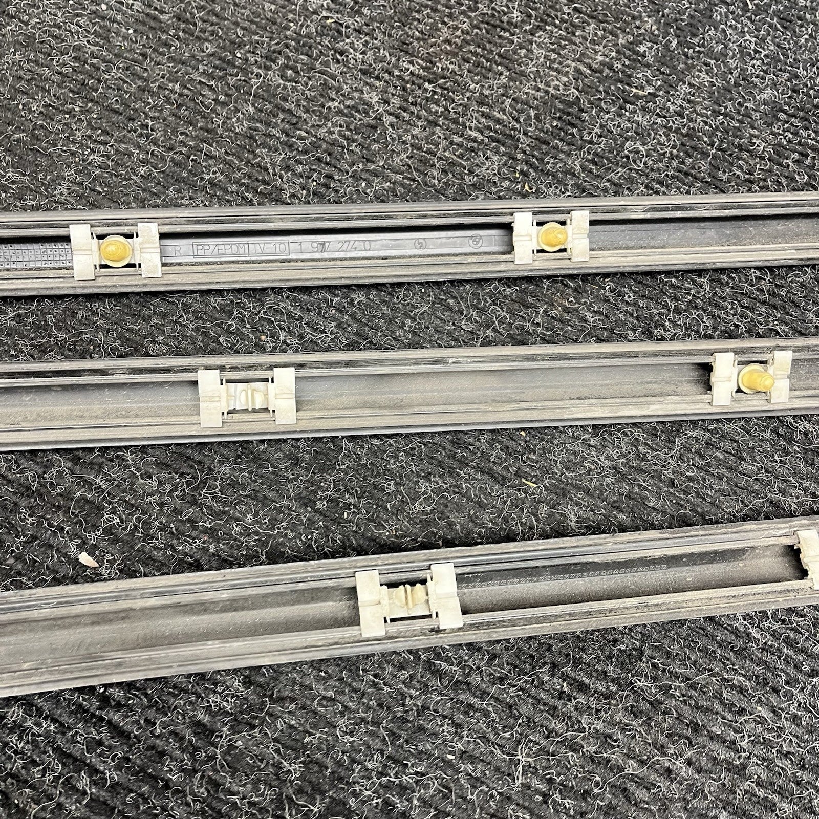 ☑️ 94-99 BMW E36 328iC COUPE VERT FENDER DOOR REAR QUARTER TRIM MOLDING SET OEM