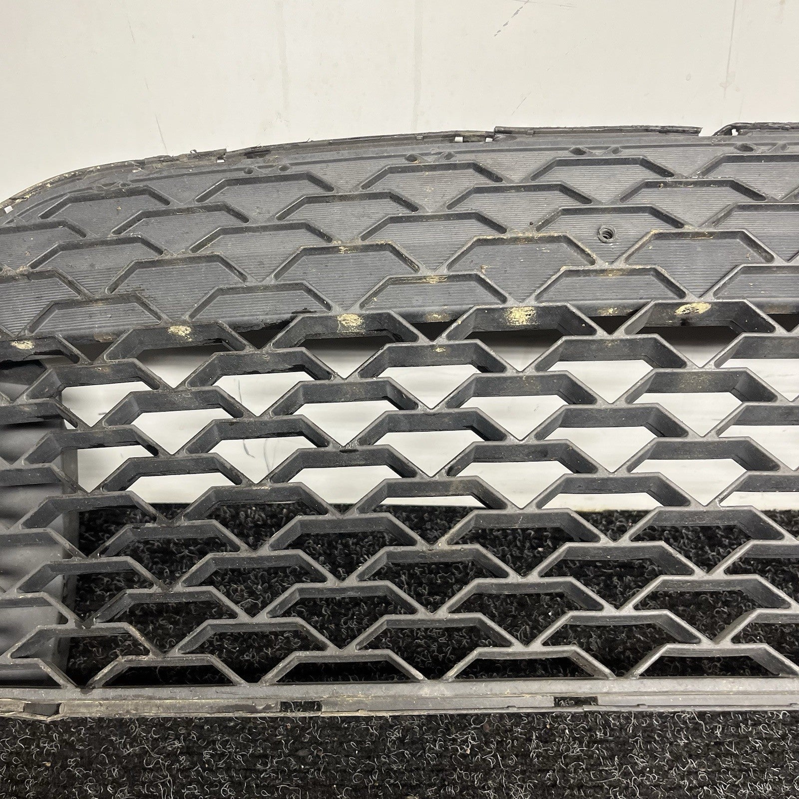 ☑️ 2013-2016 Scion FR-S Front Bumper Lower Grille Grill Molding 57731CA120 OEM
