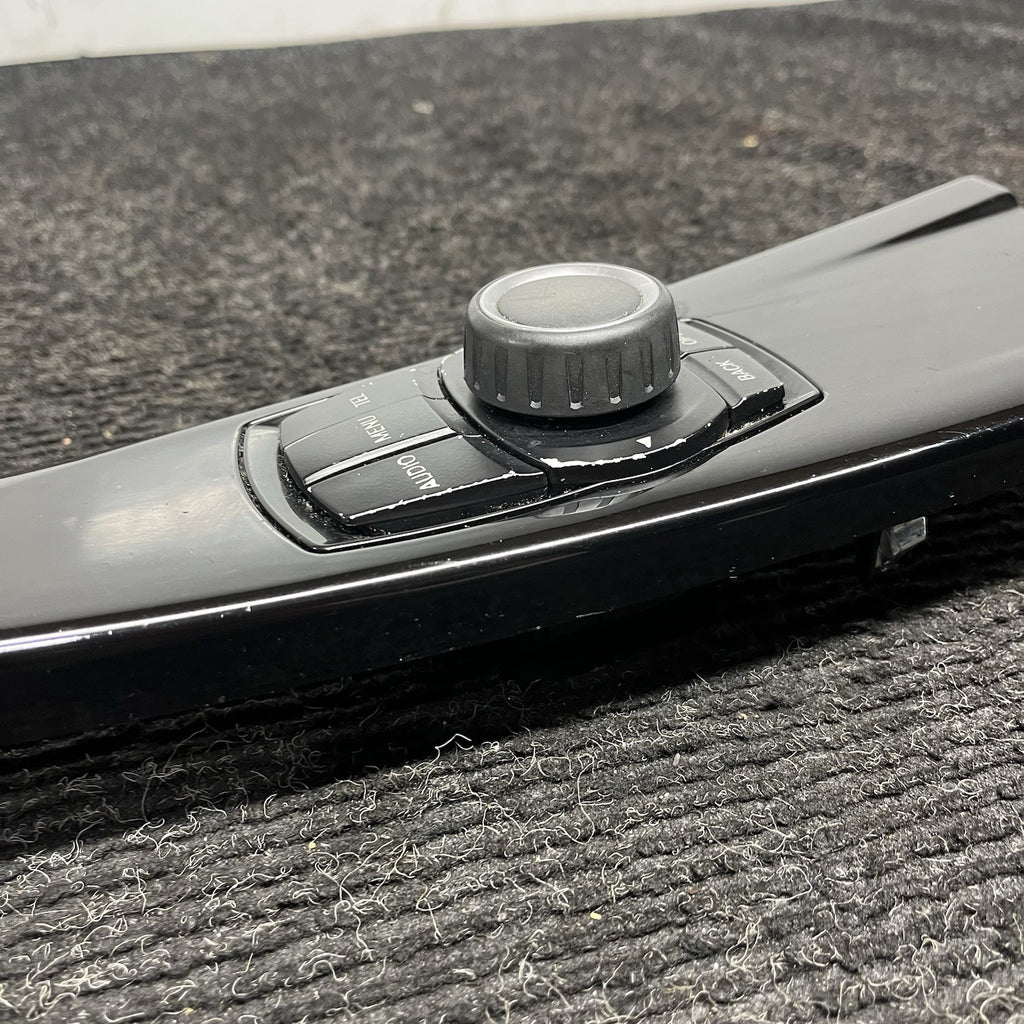 ☑️ 2012-2018 BMW F30 328i 335i Center Console iDrive Control Switch Trim OEM