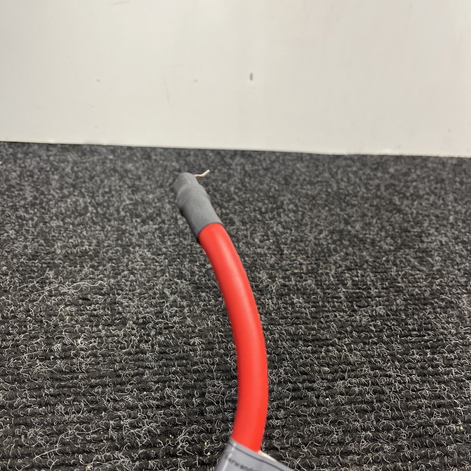☑️ 06-13 OEM BMW E82 E90 E92 E88 Battery Plus Pole Terminal Positive Red Cable