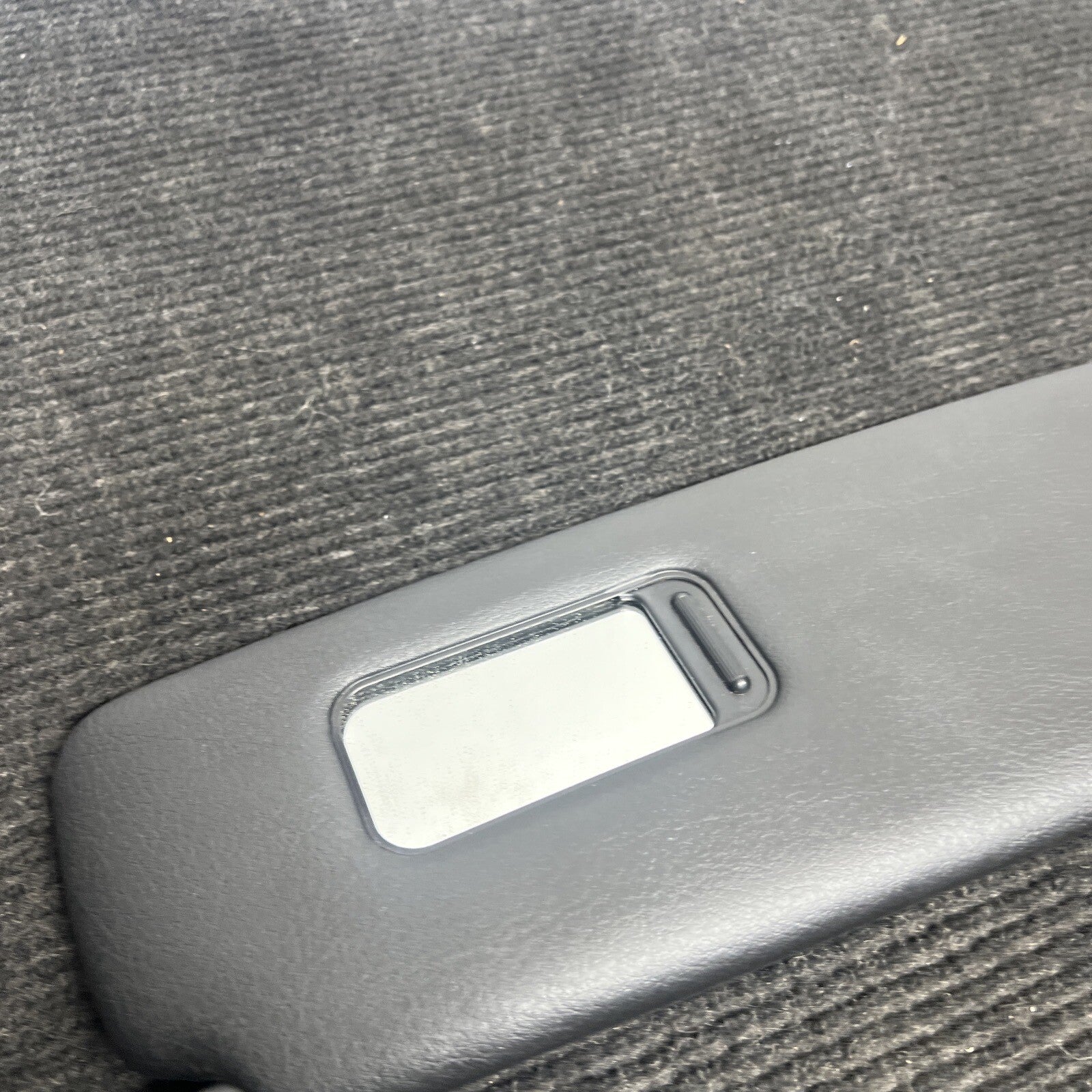 ☑️ 2001-2006 BMW 3 Series E46 Convertible Sun Visor  101-0232400 Passenger