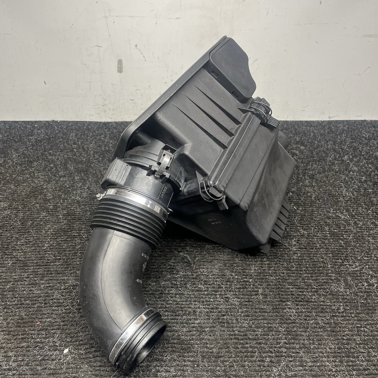 ☑️ 2003-2005 BMW Z4 E85 E86 Air Intake Cleaner Filter Box Assembly 7-513-956 OEM