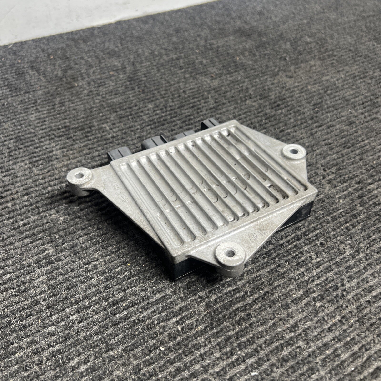 ☑️13-20 Subaru BRZ Scion FR-S Fuel Injection Control Module 22635JB000 OEM Denso