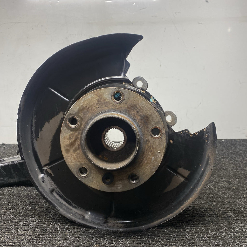☑️ 03-08 BMW E85 E86 Z4 Rear Left Driver Side Spindle Knuckle Hub w/ Shield OEM