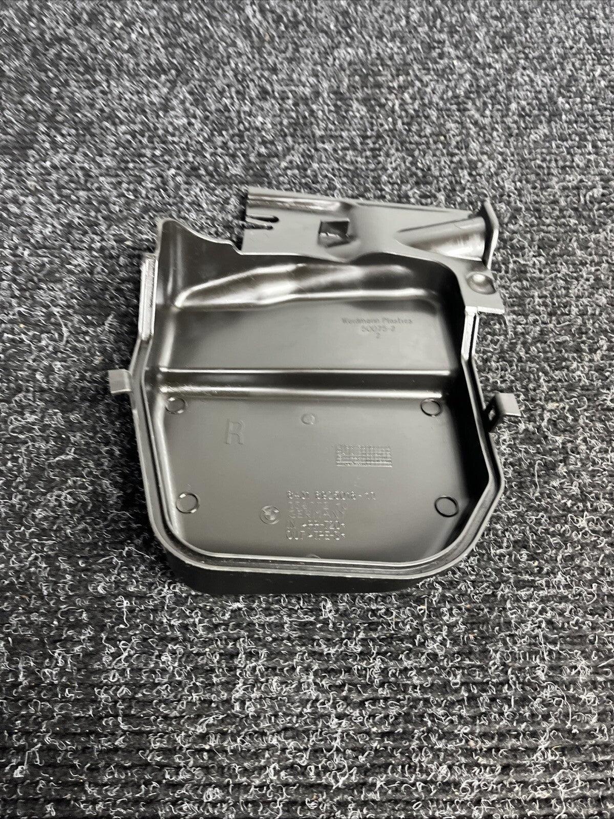 ☑️ 2006-2013 BMW 135I 328I 335I E90 E92 CABIN AIR FILTER DUCT COVER OEM
