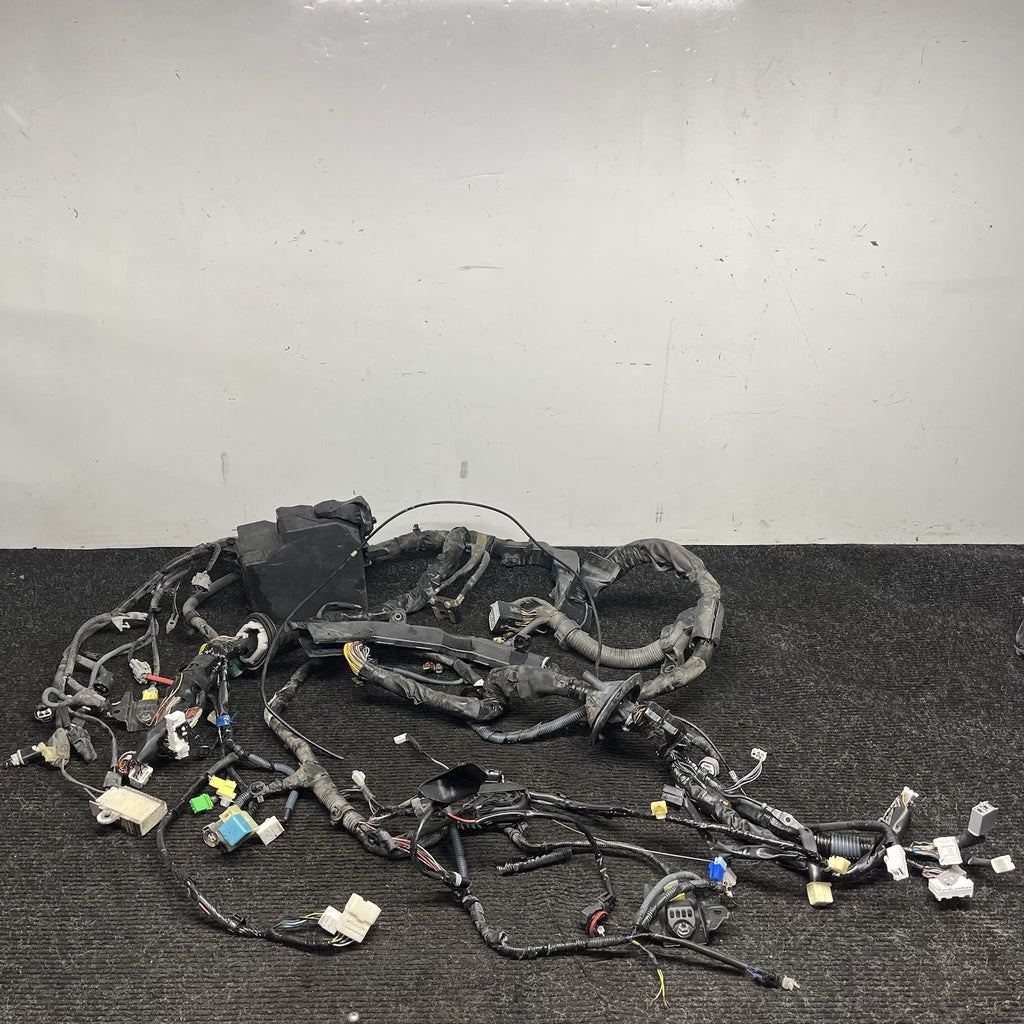 ☑️ 2013-2016 Scion FR-S Engine Bay Wire Harness W/Fuse Box Manual OEM