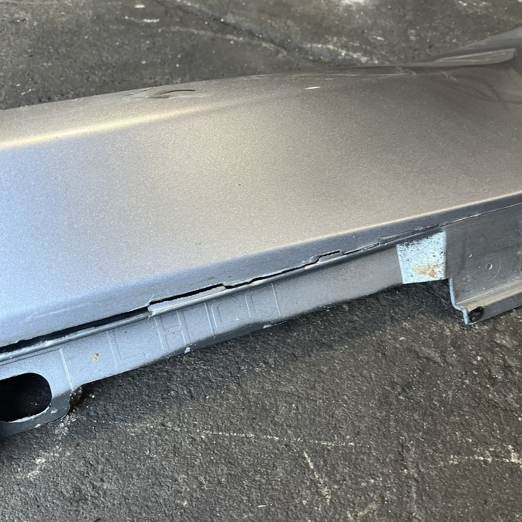 ☑️ 2021-26 TOYOTA GR86 / BRZ OEM LEFT DRIVER SIDE SKIRT ROCKER PANEL COVER (P8Y)