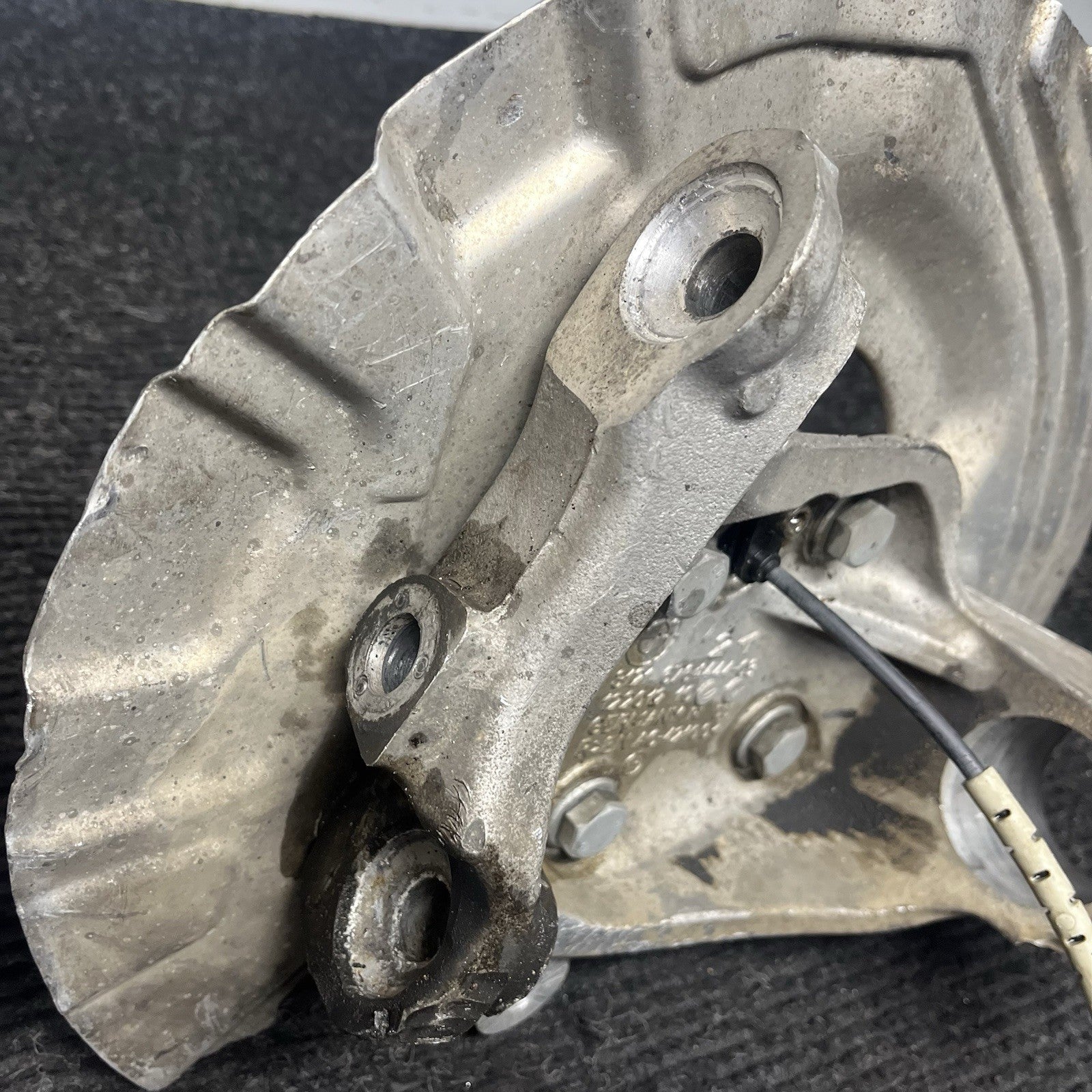 ☑️ BMW E88 E82 E90 E92 3 Series Front Spindle Knuckle Wheel Hub Bearing Pair OEM