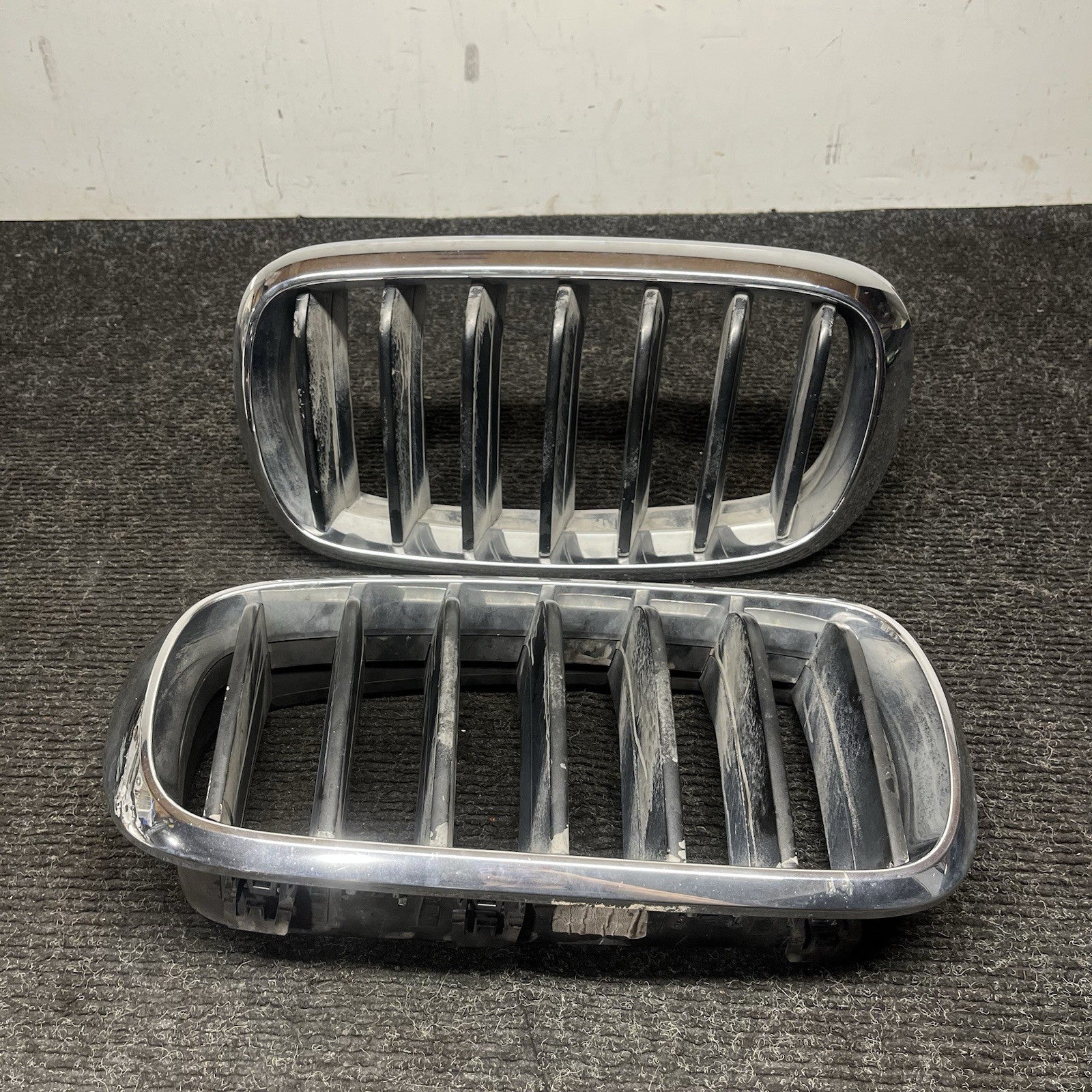 ☑️ 2014-18 BMW X5 F15 KIDNEY GRILLE RIGHT & LEFT 7316076 7316075 OEM