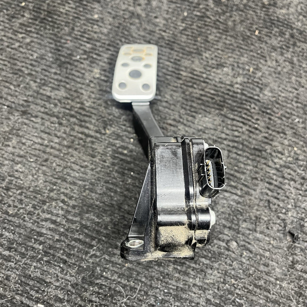 ☑️ 2015-2018 SUBARU WRX Accelerator Gas Pedal Sensor 36010FJ070