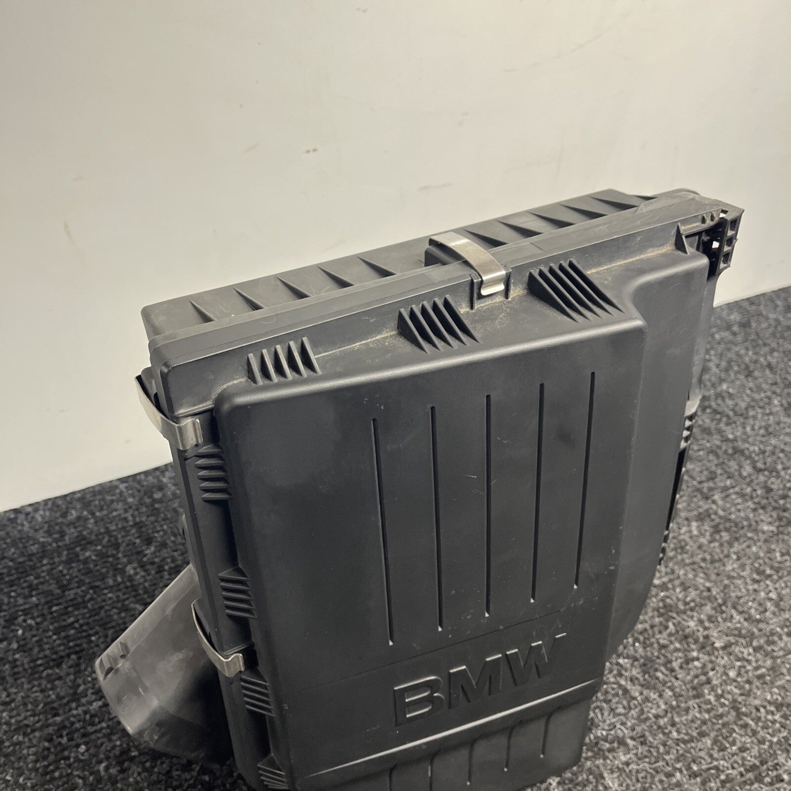 ☑️ 07-13 OEM BMW E82 E88 E90 E92 E93 335 N54 AirBox Air Box Filter Housing