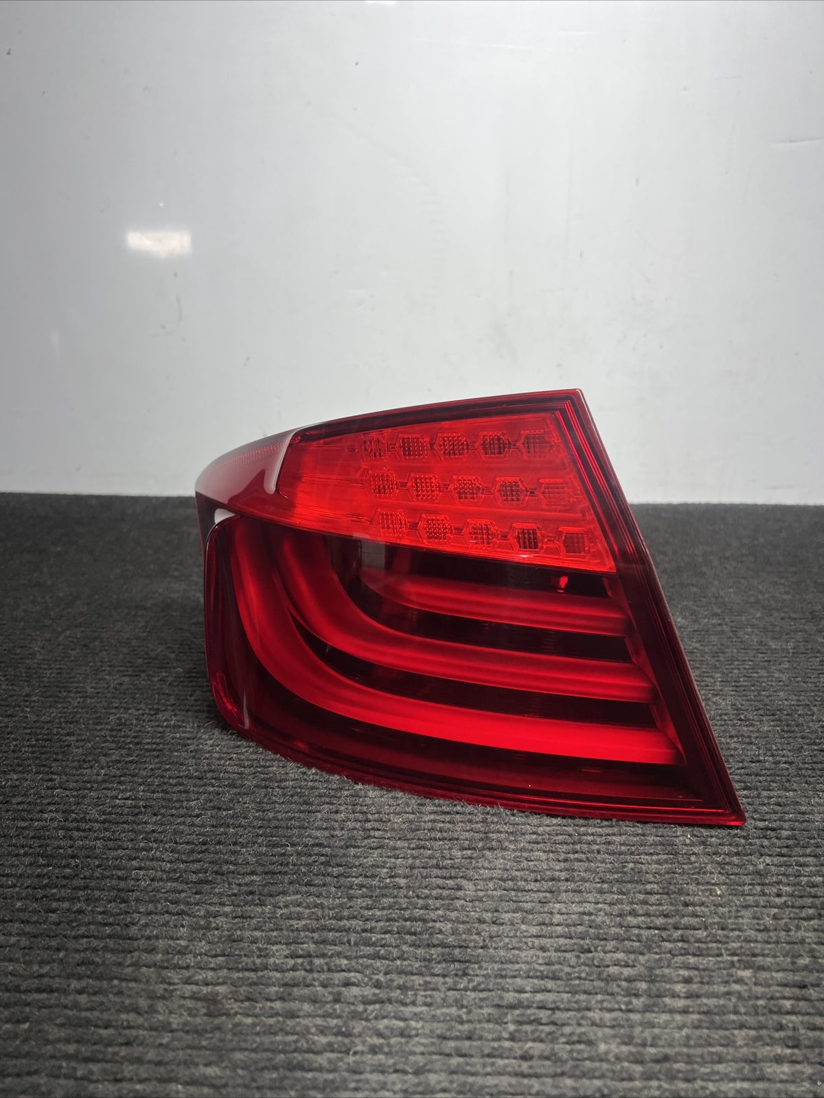 ☑️ 11-13 OEM BMW F10 528 535 550 M5 AH5 Rear Left Driver Side Outer Tail Light
