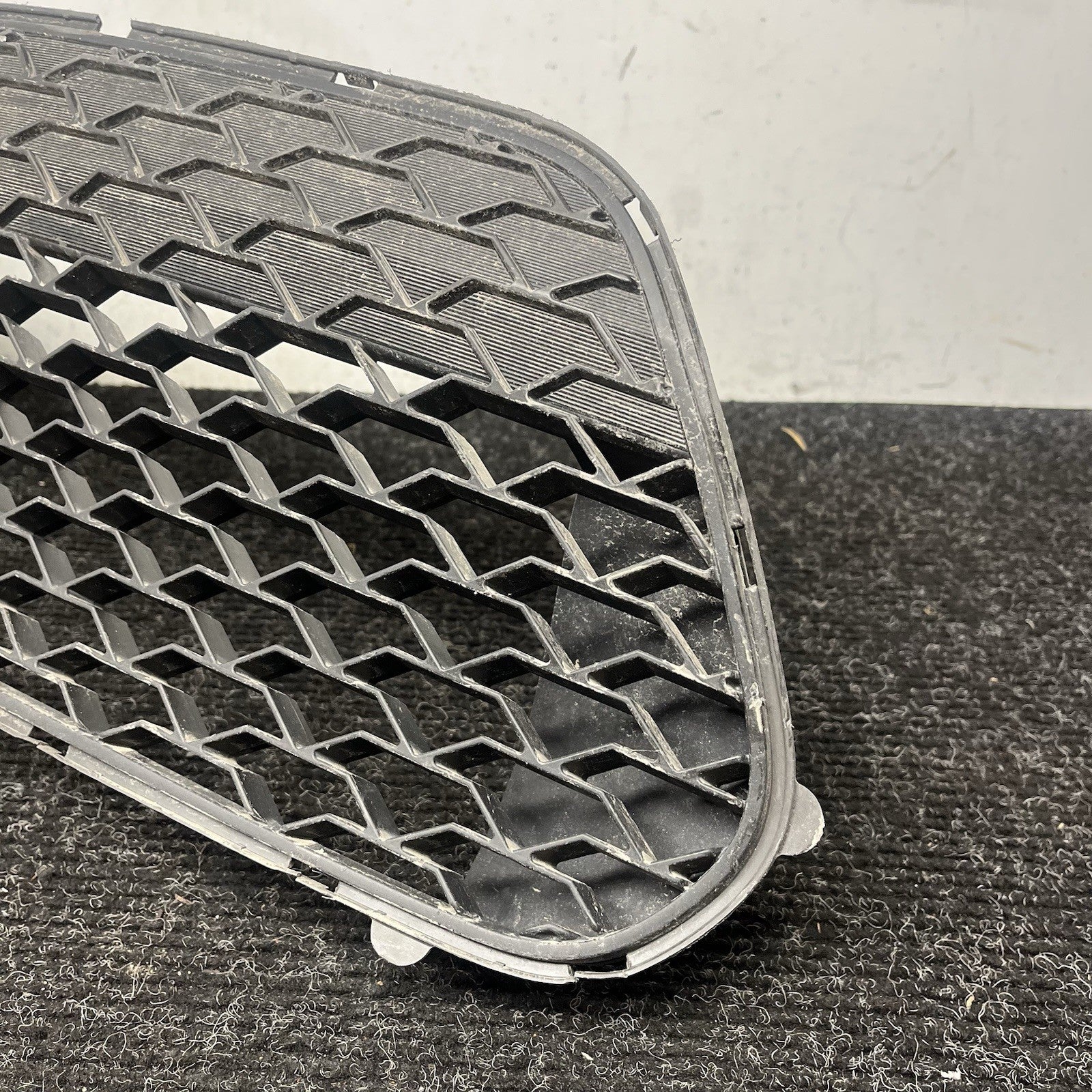 ☑️ 2013-2016 Scion FR-S Front Bumper Lower Grille Grill Molding 57731CA120 OEM