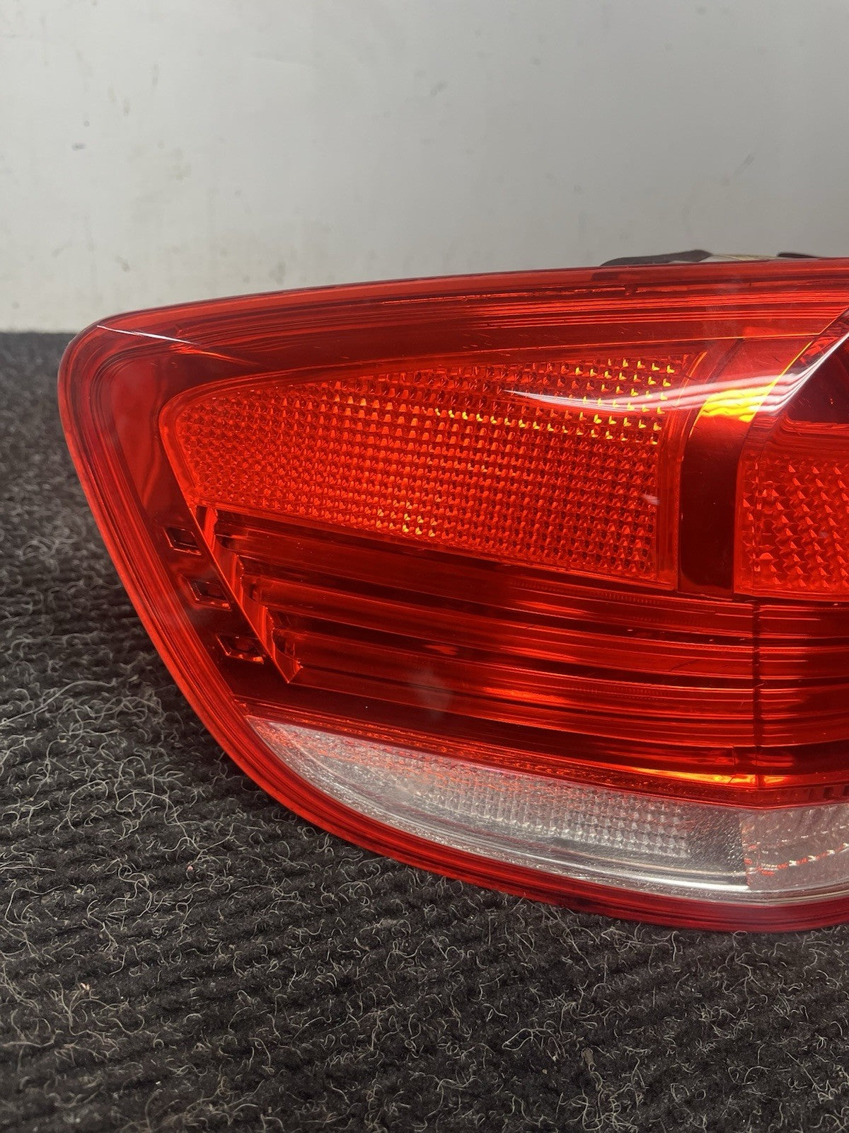 ☑️ 07-10 OEM BMW E92 328 335 M3 Coupe Pre-LCI Rear Left Driver Outer Tail Light