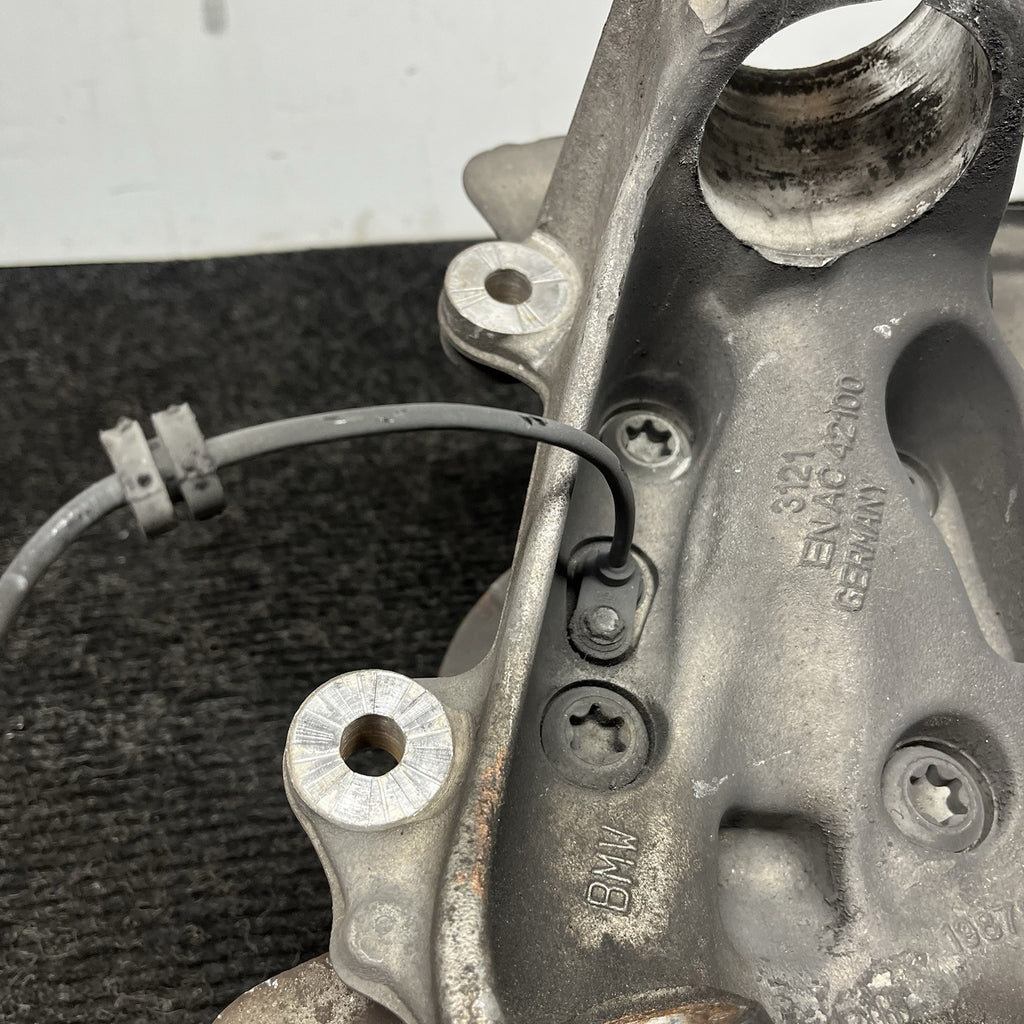 ☑️ 2012-2016 BMW 328I F30 RWD FRONT DRIVER SIDE WHEEL HUB SPINDLE KNUCKLE OEM