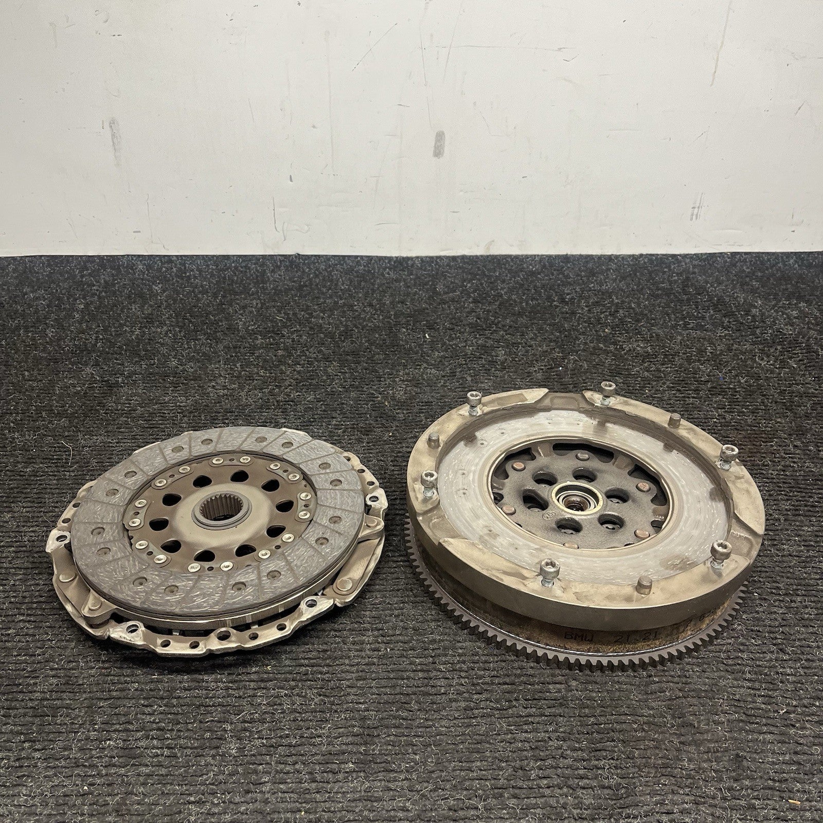 ☑️ 14-17 BMW F22 F23 M235i MANUAL TRANSMISSION CLUTCH FLYWHEEL N55 OEM